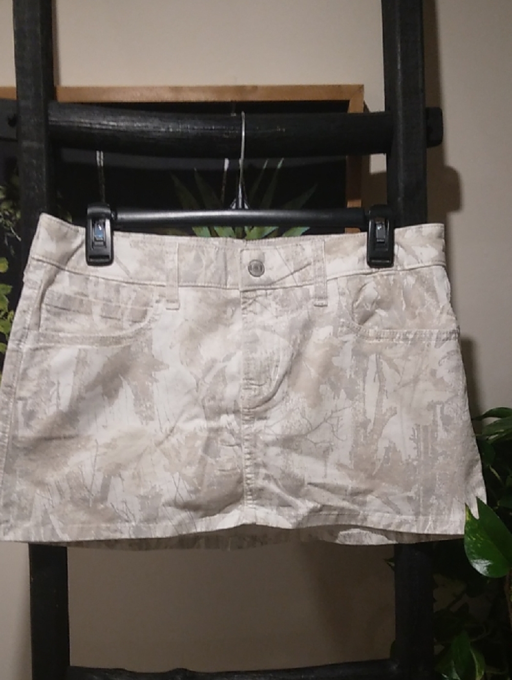 Women's Hollister Camo Skirt